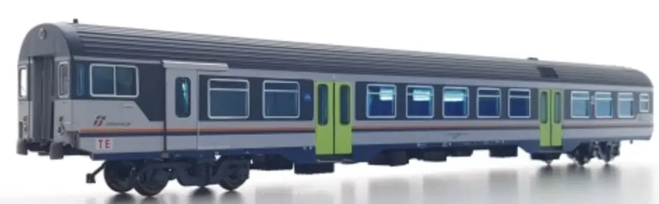 Consegna Rapida VITRAINS 3199 - Carrozza semipilota passante TE vestiboli paracentrali, TI, ep.VI **DIG. ILLUM.**
