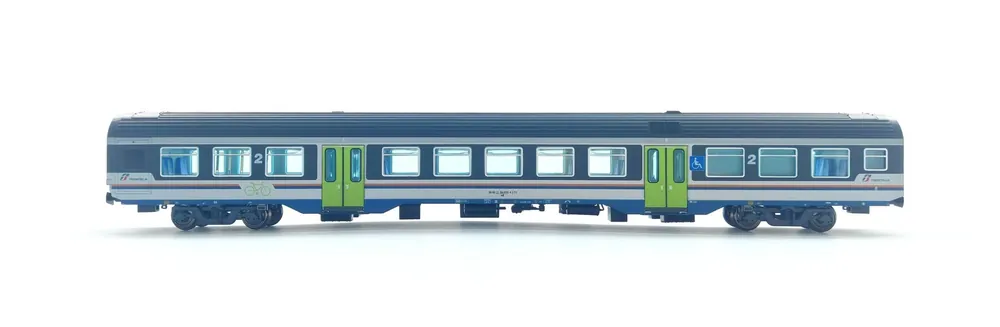 VITRAINS 3287 - Carrozza MDVC di 2a classe, TI, ep.VI **ILLUM.** Vendita Finale