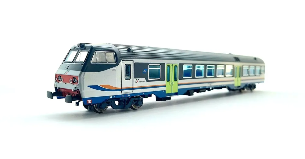 Saldi VITRAINS 3298 - Carrozza Semipilota TD MDVC di 2a classe, TI, ep.VI **DIG. ILLUM.**