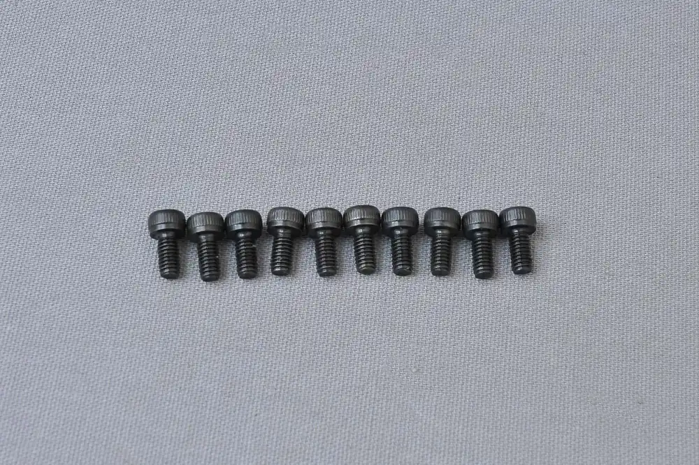 Compra Oggi Stesso CH Hex Screw M4x8 mm