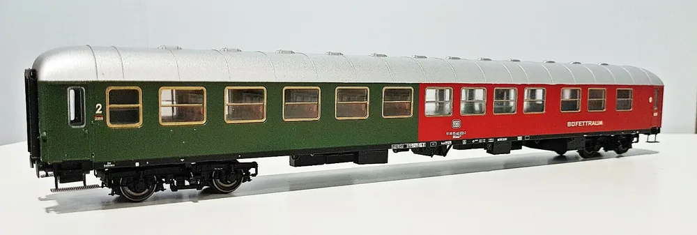 Prezzo Ridotto 52252 Acme BRbu4um-61 Bufett livrea rosso/verde, tetto alluminio scala 1 87