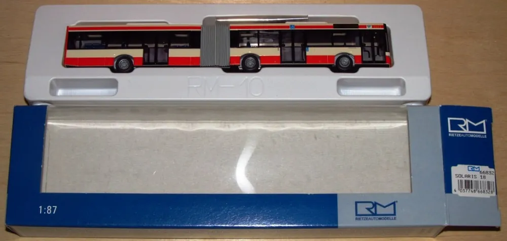 66832 Rietze Bus 3 assi snodabile Solaris Urbino III ZKM HO scala 1 87 Novità