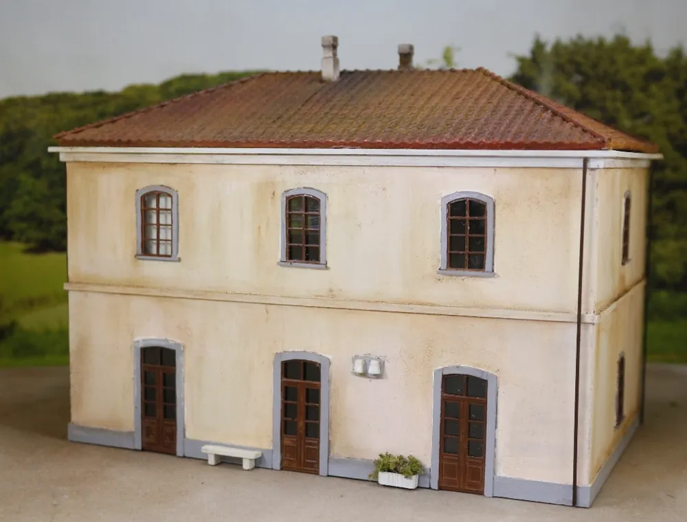 730DM HO Linea Premium Stazione ferroviaria delle FS scala 1 87 Acquista Ora