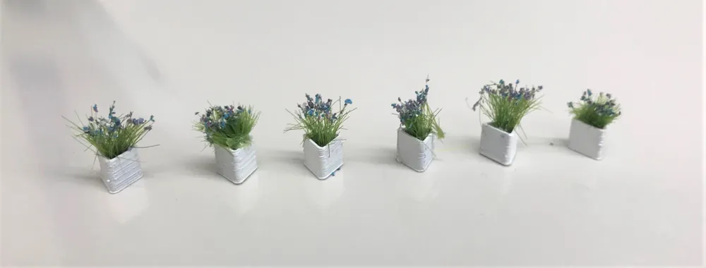 9119DM HO Fioriera in cemento con fiori per stazioni ecc conf 6 pezzi scala 1 87 Subito Disponibile