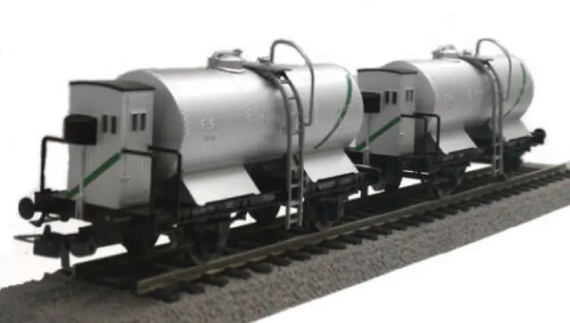 BS00072 BlackStar Set 2 carri Mp Consorzio Utenti Nafta, trasp. nafta e benzina Occasione