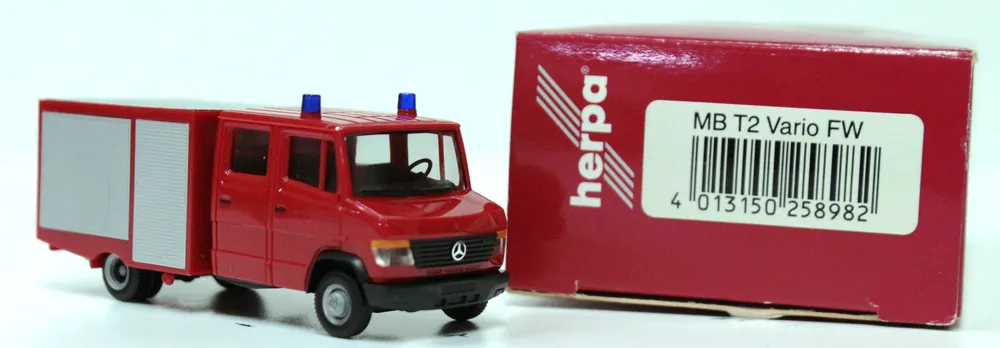 Sconto HERPA 258982 Vigili del fuoco Mercedes-Benz Vario TSF-W