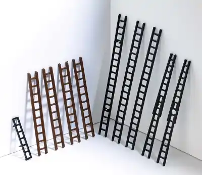 BUSCH 7786 - Kit scale a pioli, 10pz. scala H0 1 87 Soddisfatti O Rimborsati