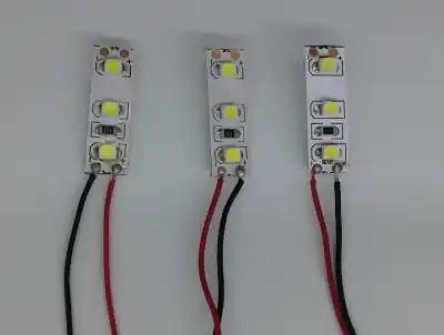FERRMODEL 236 - 3 Kit illuminazione caseggiati 3pz. - 3 led BIANCO CALDO 2,5 cm Ultima Occasione