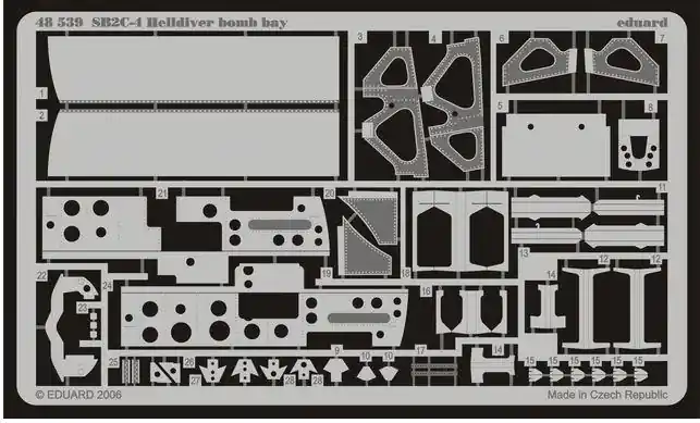 SB2C-4 HELLDIVER Direttamente Dal Produttore